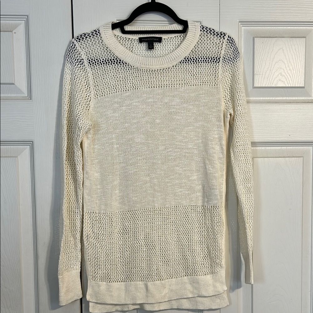 BANANA REPUBLIC Small Cream Crewneck Sweater Relaxed Fit Open Knit Linen Stretch